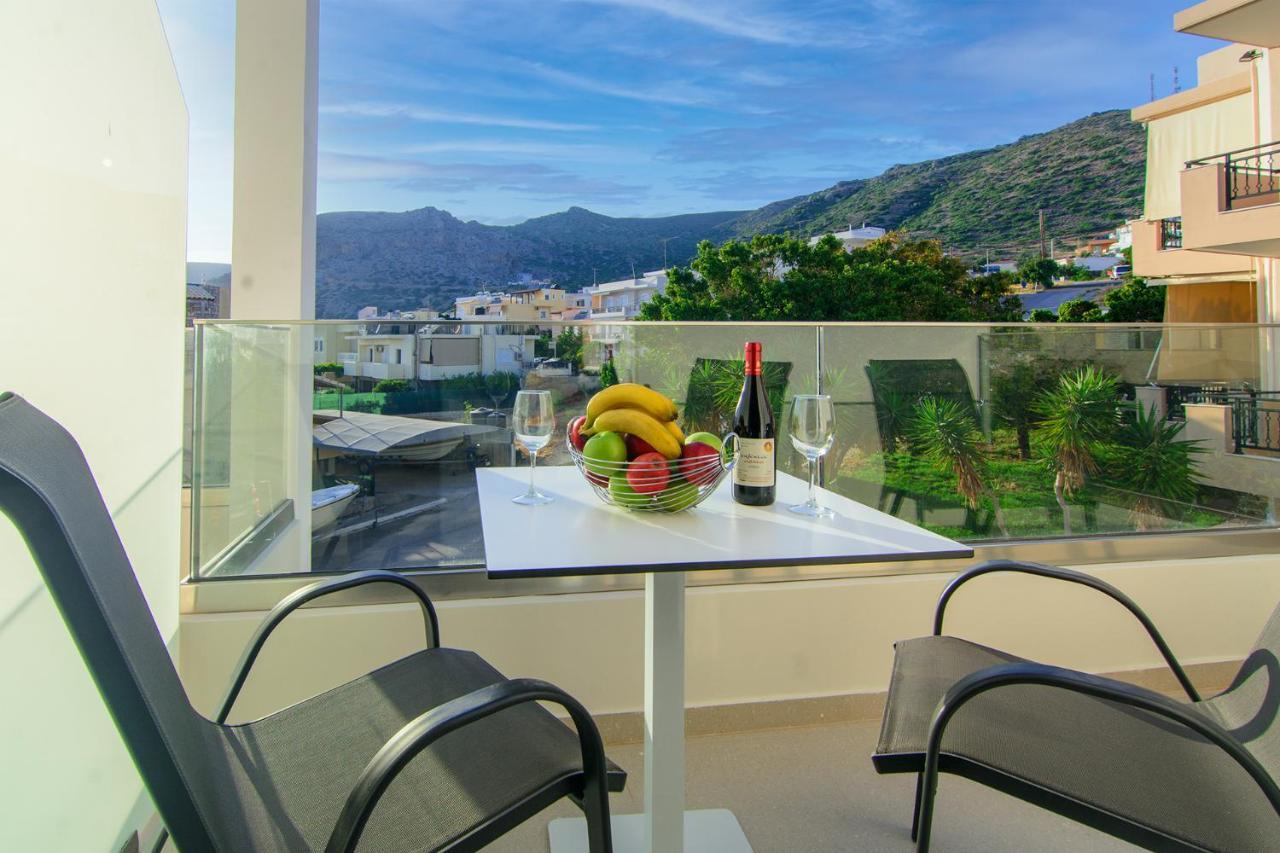 Vakakis Family Luxury Studios 2 Palaiochora Exterior photo