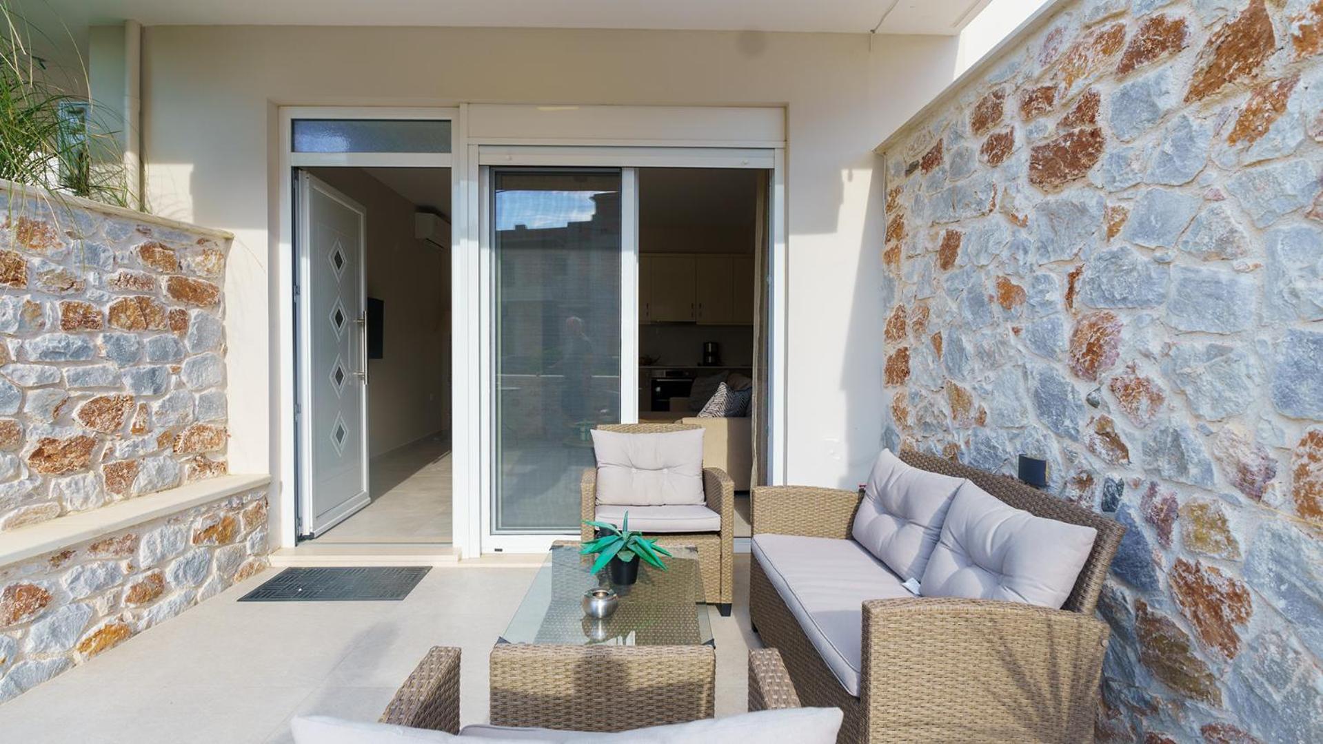 Vakakis Family Luxury Studios 2 Palaiochora Exterior photo